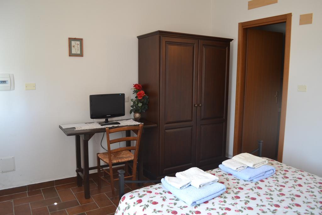 Agriturismo Il Merollo Hotell Todi Eksteriør bilde