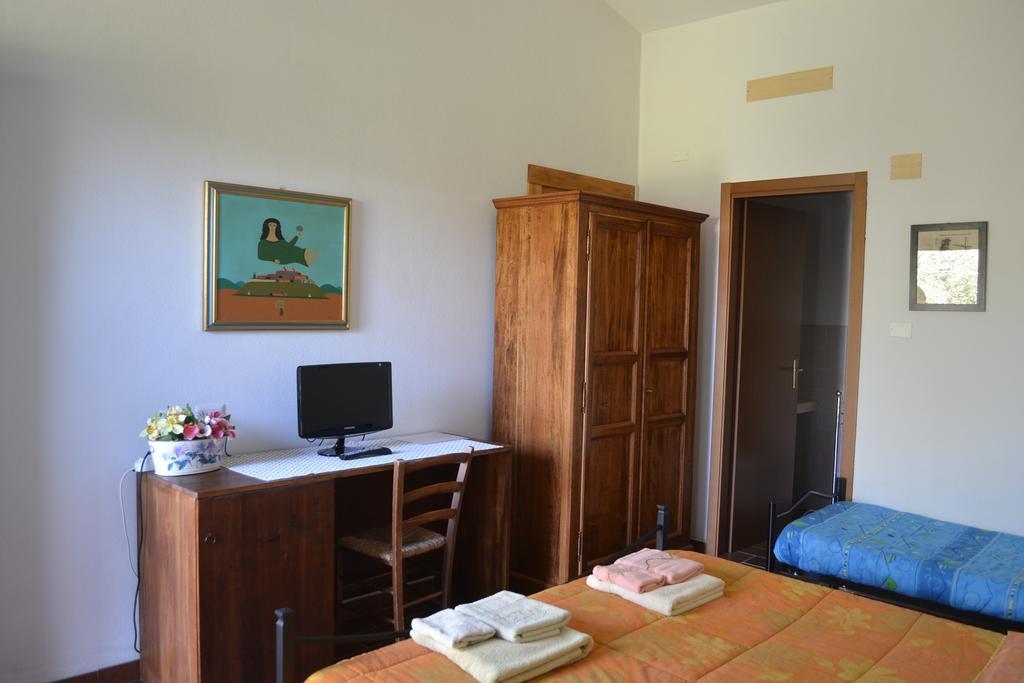 Agriturismo Il Merollo Hotell Todi Eksteriør bilde