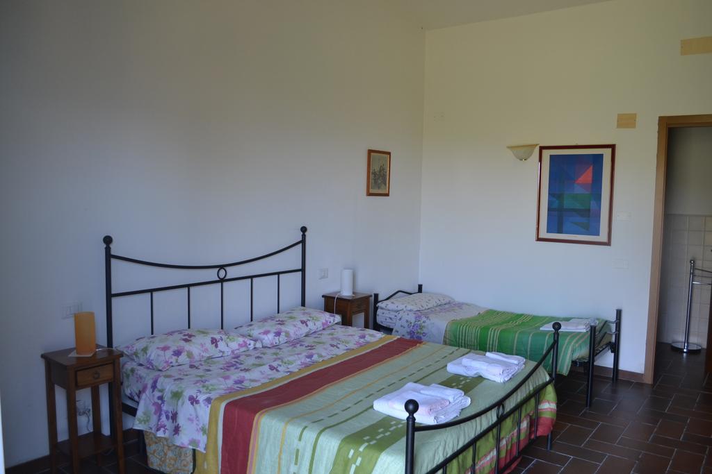 Agriturismo Il Merollo Hotell Todi Eksteriør bilde